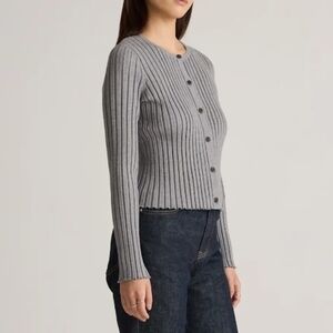 QUINCE Eco-knit Cropped Ribbed Button Down Cardigan Size Medium Grey